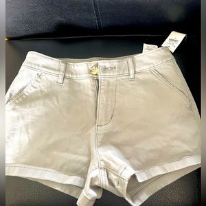 American Eagle women’s shorts, size 00, NWT
